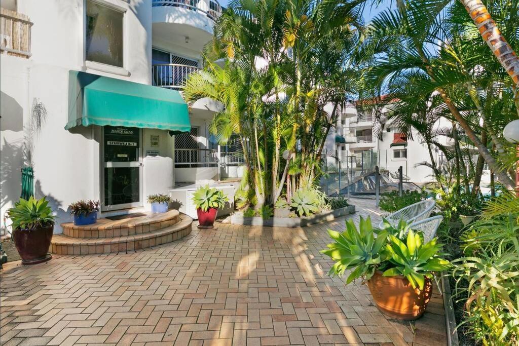 Broadbeach, Stylish Close To Everything Apartment Gold Coast